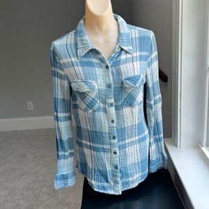 Womens blue and white flannel